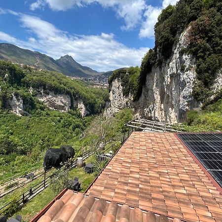 Agriturismo Orrido Di Pino Аджерола Экстерьер фото