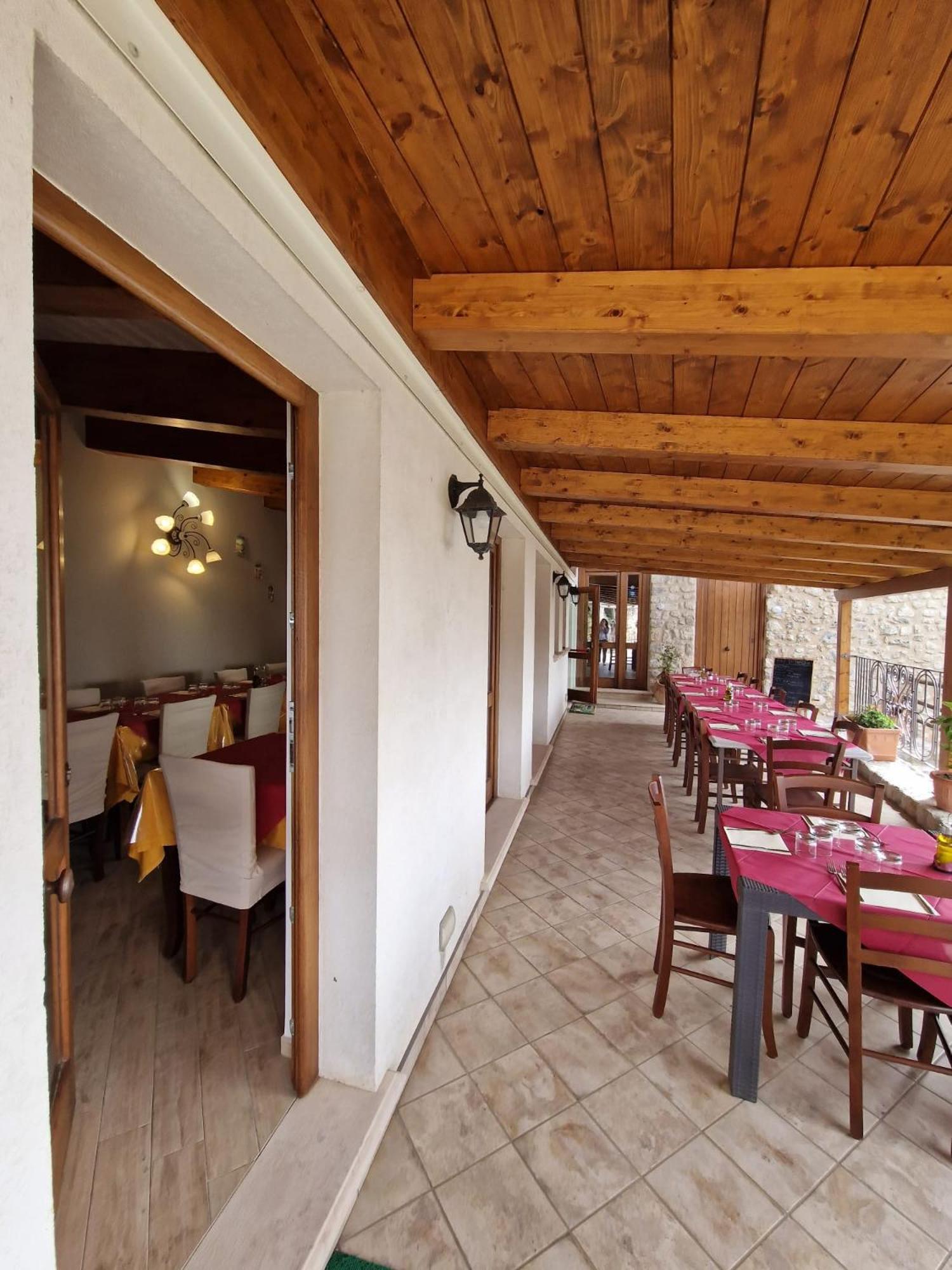Agriturismo Orrido Di Pino Аджерола Экстерьер фото
