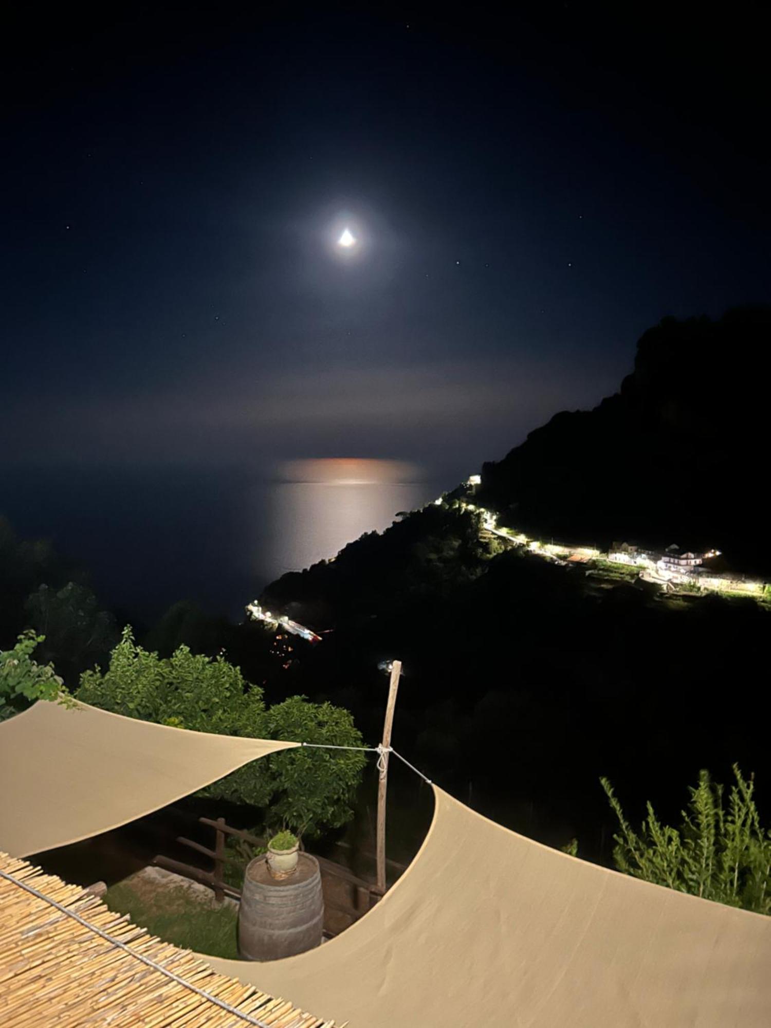 Agriturismo Orrido Di Pino Аджерола Экстерьер фото